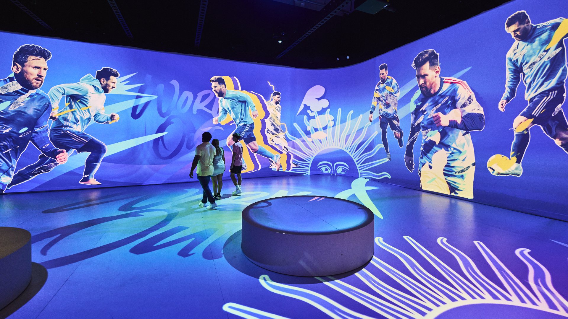 The Messi Experience inaugura oficialmente su exhibición en Chicago ...